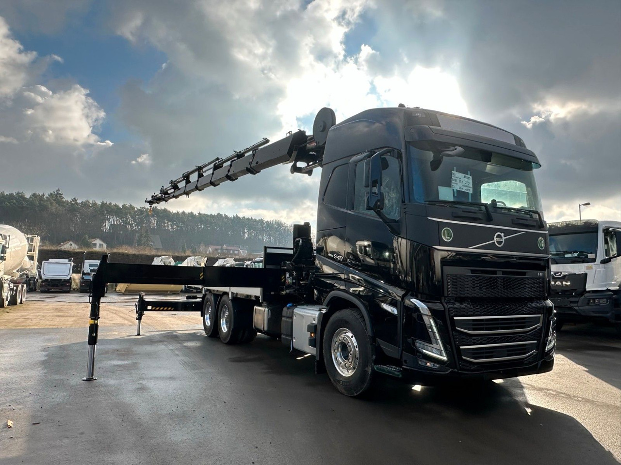 Volvo FH 540 6x4 Euro6e HIAB X-HIPRO 548 E 8 - Kravas auto ar manipulatoru: foto 4 Volvo FH 540 6x4 Euro6e HIAB X-HIPRO 548 E 8 - Kravas auto ar manipulatoru: foto 4