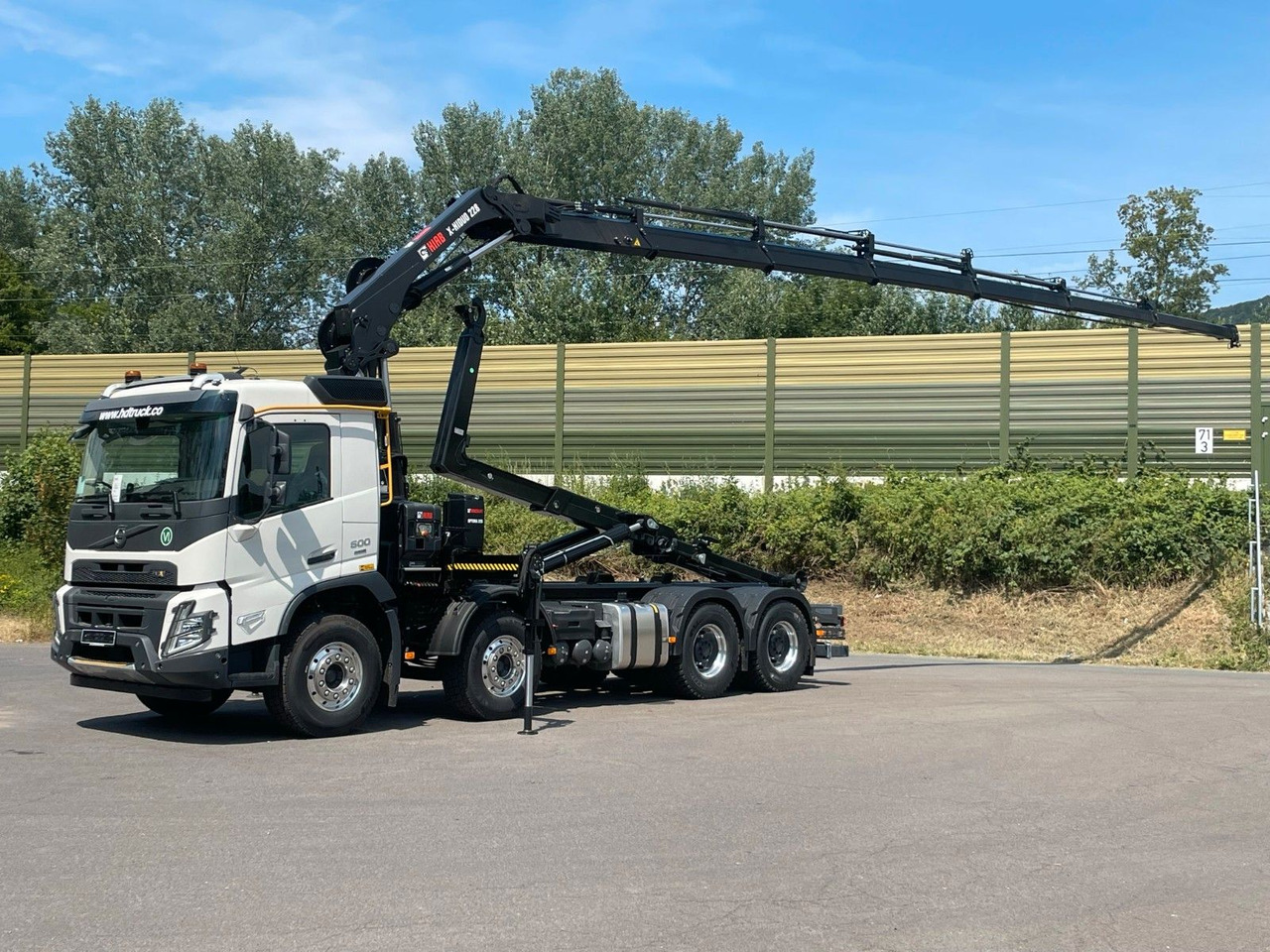 Volvo FMX 500 8x4 Abrollkipper + Kran Hiab 228-6 - Pacēlājs ar āķi, Kravas auto ar manipulatoru: foto 1 Volvo FMX 500 8x4 Abrollkipper + Kran Hiab 228-6 - Pacēlājs ar āķi, Kravas auto ar manipulatoru: foto 1