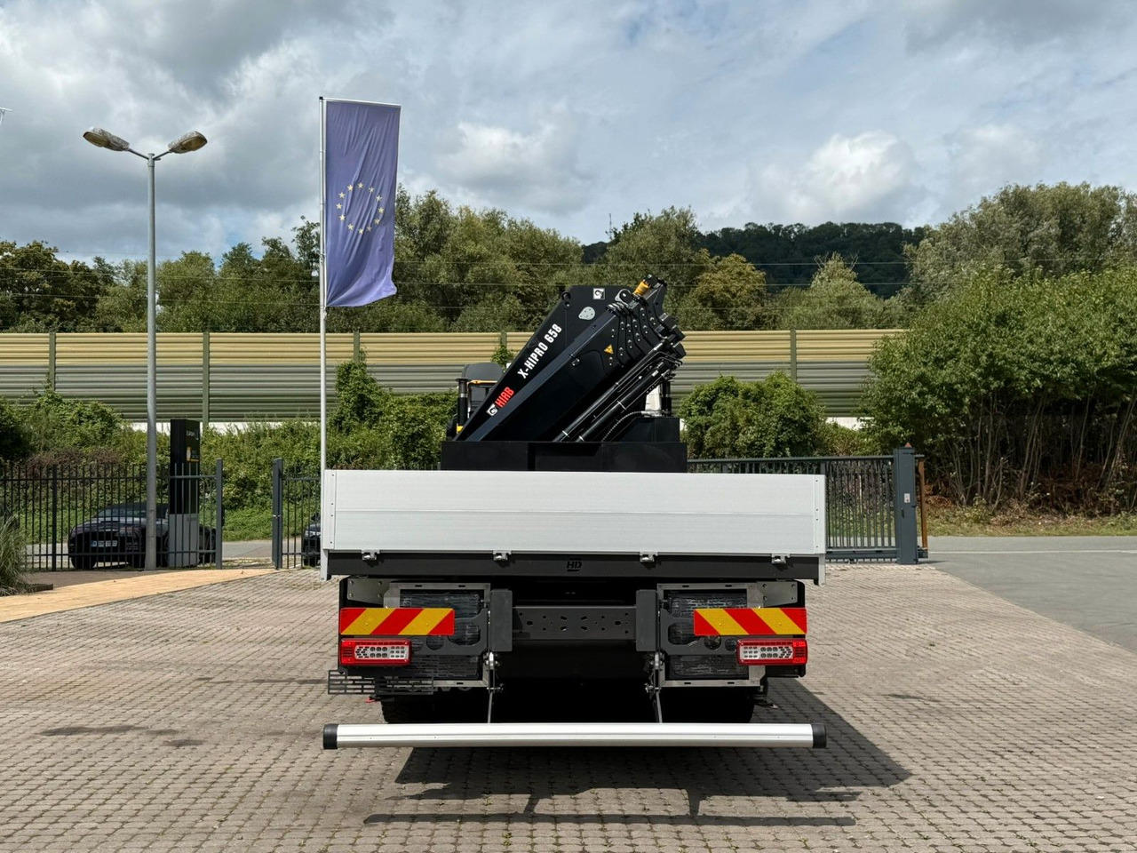 Volvo FMX 500 8x4 Kran Hiab 658-6 - Kravas auto ar manipulatoru: foto 4 Volvo FMX 500 8x4 Kran Hiab 658-6 - Kravas auto ar manipulatoru: foto 4