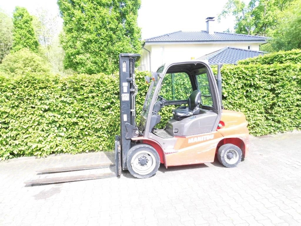 Dīzeļiekrāvējs Manitou MI 35 D: foto 1