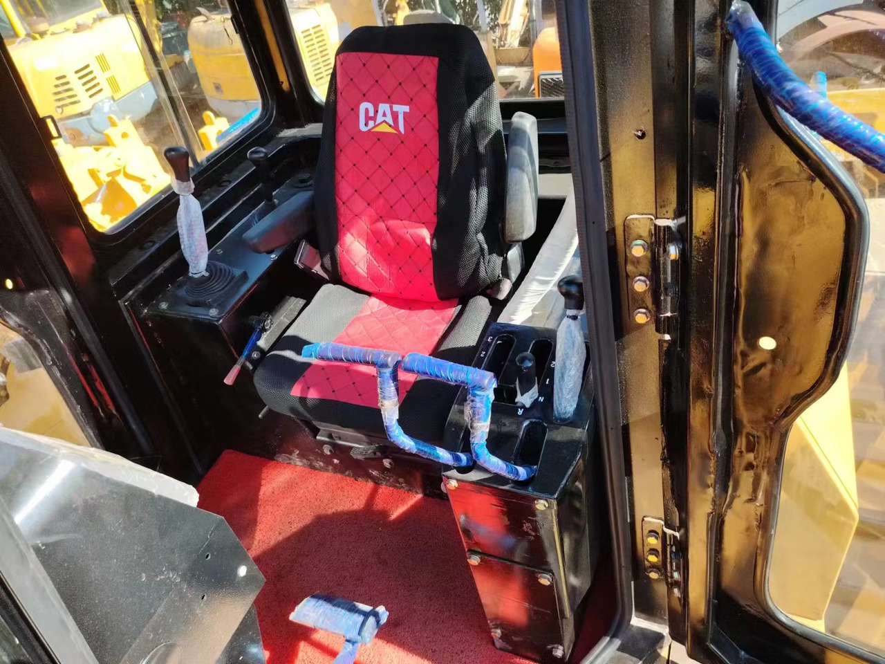 Buldozers CATERPILLAR D7G: foto 6 Buldozers CATERPILLAR D7G: foto 6