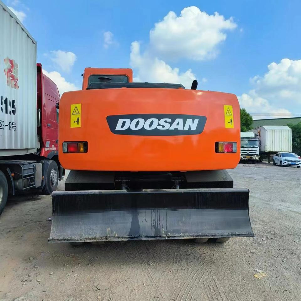 Doosan DH 150 LC-7 - Riteņu ekskavators: foto 5 Doosan DH 150 LC-7 - Riteņu ekskavators: foto 5
