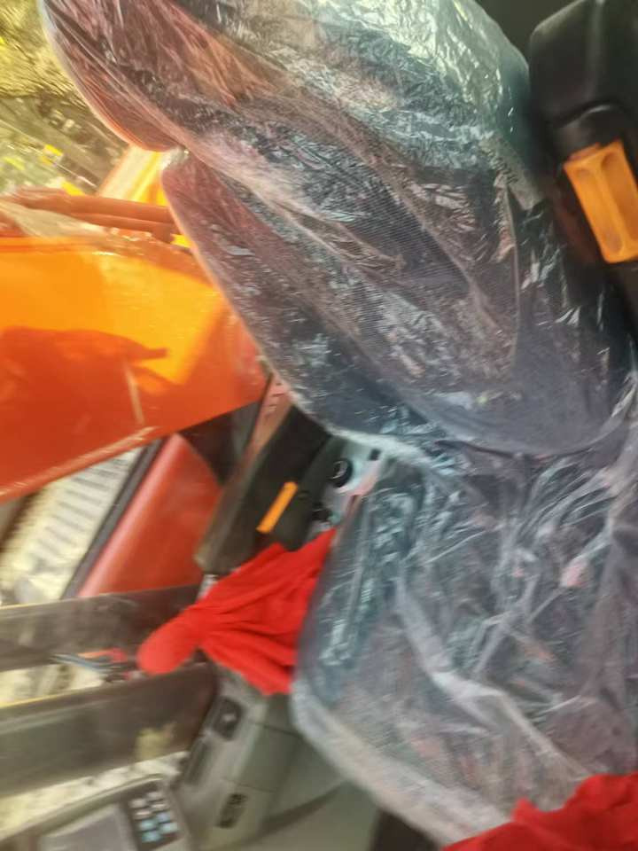 Doosan DX 225 - Kāpurķēžu ekskavators: foto 5 Doosan DX 225 - Kāpurķēžu ekskavators: foto 5