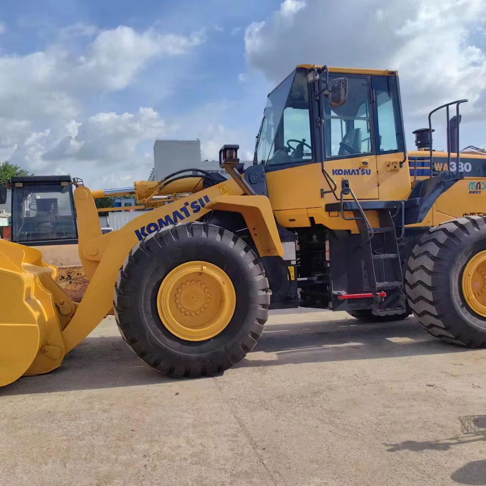 Japan Made Original Komatsu Wa380z-6 Wheel Loader, WA380Z Cheap Used 5ton Payloader Price Low in China - Riteņu iekrāvējs: foto 1 Japan Made Original Komatsu Wa380z-6 Wheel Loader, WA380Z Cheap Used 5ton Payloader Price Low in China - Riteņu iekrāvējs: foto 1