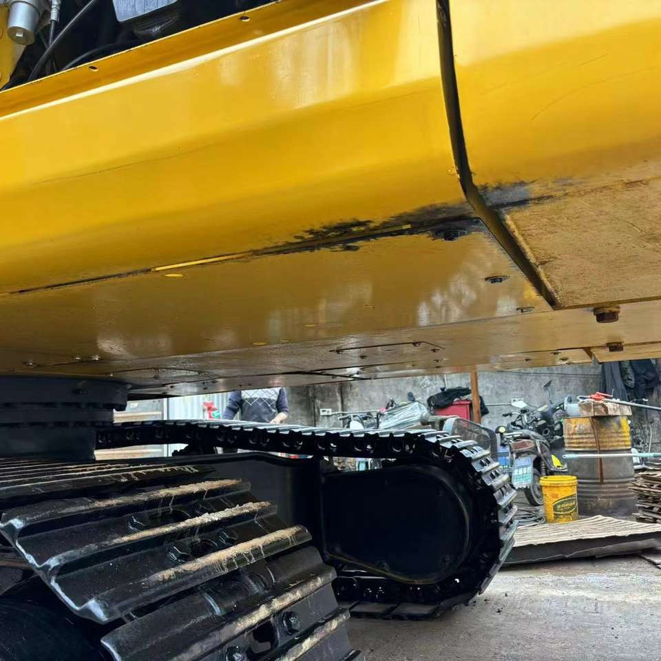 KOMATSU PC 300 - Kāpurķēžu ekskavators: foto 3 KOMATSU PC 300 - Kāpurķēžu ekskavators: foto 3