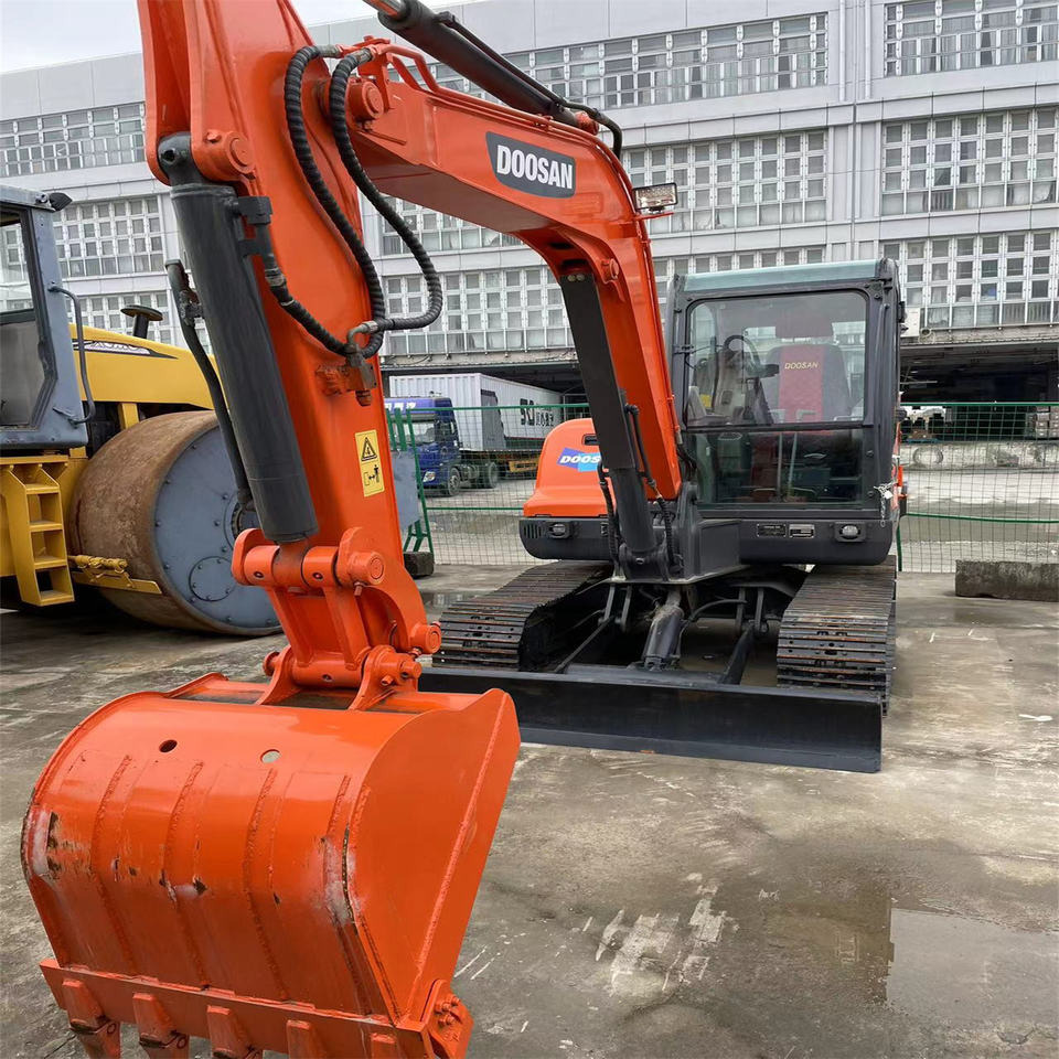 Original Color Used Doosan Dx55 Mini Excavator Used 5 Ton 5.5ton Mini Doosan Excavator for Sale Used Doosan Dx55-9c - Mini-ekskavators: foto 2 Original Color Used Doosan Dx55 Mini Excavator Used 5 Ton 5.5ton Mini Doosan Excavator for Sale Used Doosan Dx55-9c - Mini-ekskavators: foto 2