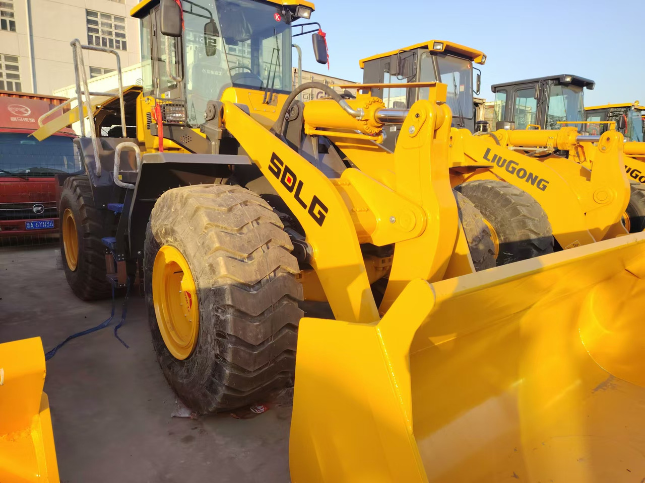 SDLG LG958F - Riteņu iekrāvējs: foto 1 SDLG LG958F - Riteņu iekrāvējs: foto 1