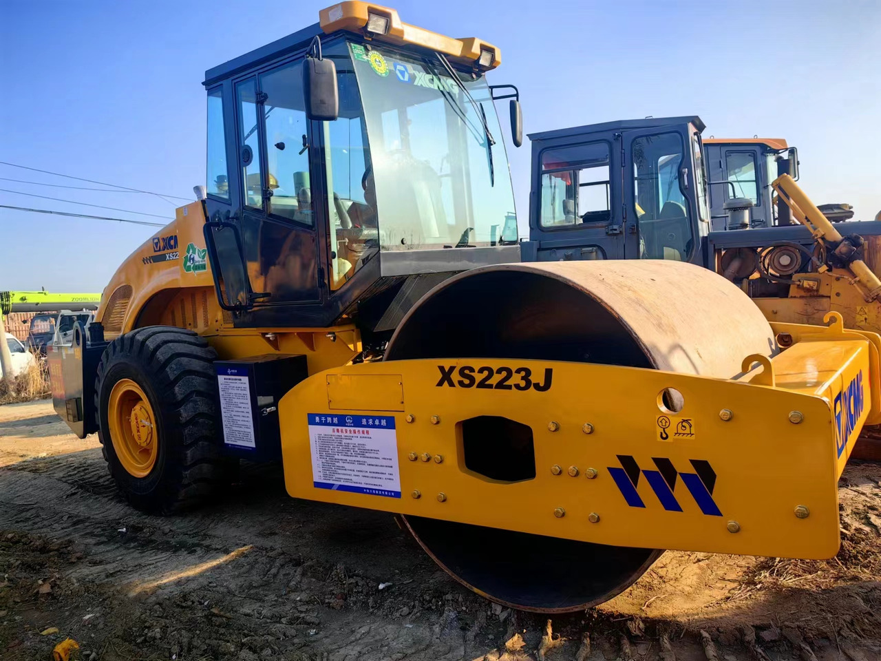 XCMG XS223J - Vibrorullis: foto 1 XCMG XS223J - Vibrorullis: foto 1
