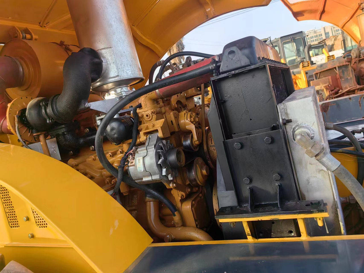 XCMG XS223J - Vibrorullis: foto 4 XCMG XS223J - Vibrorullis: foto 4