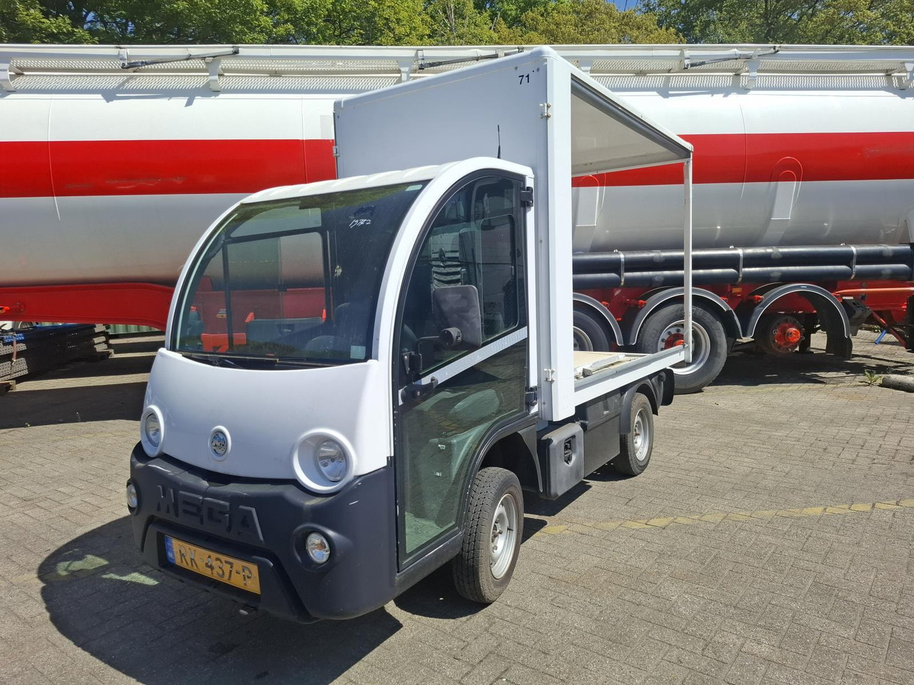 Aixam Mega E-Worker Elektrische Bakwagen RK-437-P - Golfa mašīna: foto 1 Aixam Mega E-Worker Elektrische Bakwagen RK-437-P - Golfa mašīna: foto 1
