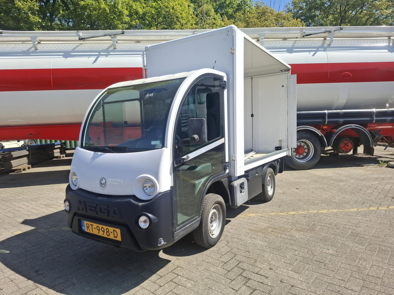 Aixam Mega E-Worker Elektrische Bakwagen RT-998-D - Golfa mašīna: foto 1 Aixam Mega E-Worker Elektrische Bakwagen RT-998-D - Golfa mašīna: foto 1