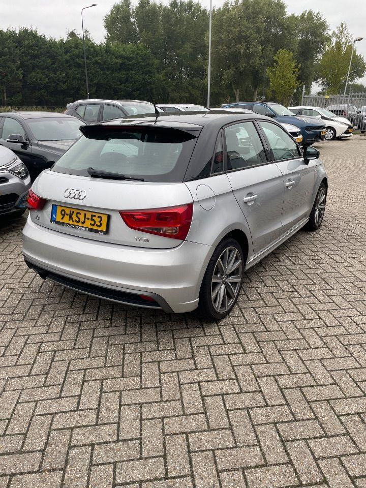 Audi A1 Sportback 1.2 TFSI Admired | 2013 | 216.082 km | 9KSJ53 | NAP: Logisch - Hečbeks: foto 4 Audi A1 Sportback 1.2 TFSI Admired | 2013 | 216.082 km | 9KSJ53 | NAP: Logisch - Hečbeks: foto 4