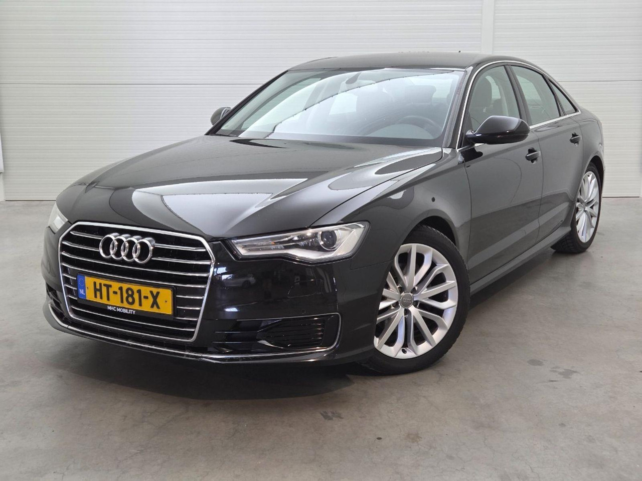 Audi A6 Limousine 1.8 TFSI ultra Automatic Business Edition | 2016 | 202.875 km | Automaat | HT181X | NAP: Logisch - Sedans: foto 1 Audi A6 Limousine 1.8 TFSI ultra Automatic Business Edition | 2016 | 202.875 km | Automaat | HT181X | NAP: Logisch - Sedans: foto 1