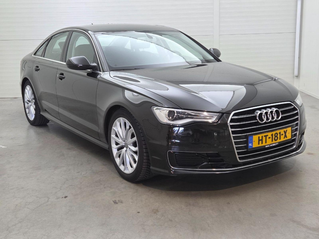 Audi A6 Limousine 1.8 TFSI ultra Automatic Business Edition | 2016 | 202.875 km | Automaat | HT181X | NAP: Logisch - Sedans: foto 2 Audi A6 Limousine 1.8 TFSI ultra Automatic Business Edition | 2016 | 202.875 km | Automaat | HT181X | NAP: Logisch - Sedans: foto 2