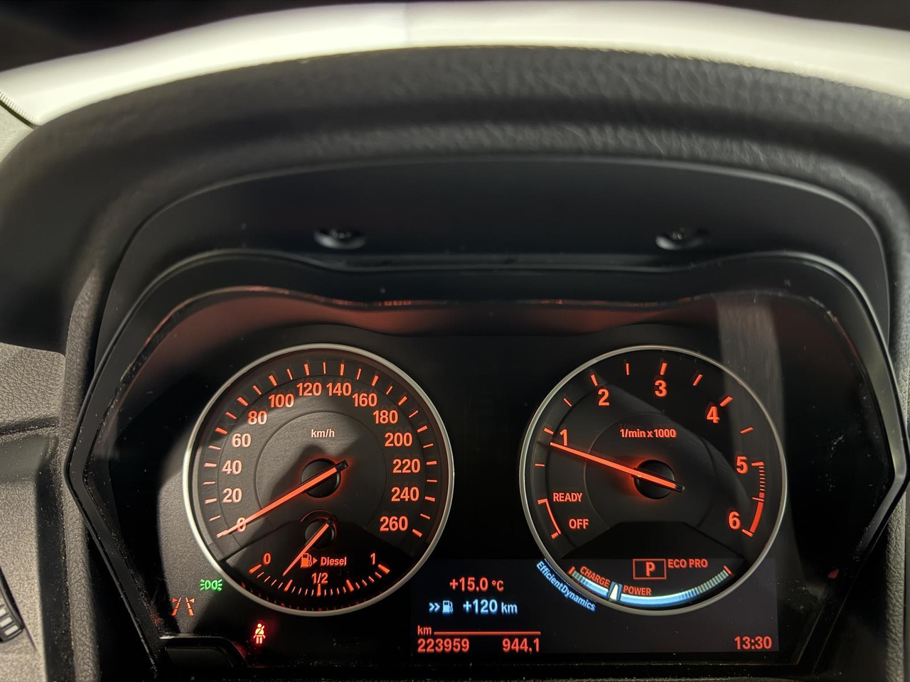 BMW | 2-serie Active Tourer | 218d Corporate Lease Luxury | 2015 | 223.959 km | HG351B | Logisch - Vieglā automašīna: foto 4 BMW | 2-serie Active Tourer | 218d Corporate Lease Luxury | 2015 | 223.959 km | HG351B | Logisch - Vieglā automašīna: foto 4