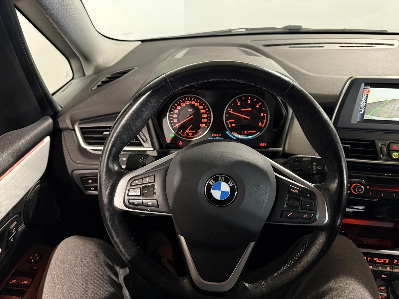 BMW | 2-serie Active Tourer | 218d Corporate Lease Luxury | 2015 | 223.959 km | HG351B | Logisch - Vieglā automašīna: foto 5 BMW | 2-serie Active Tourer | 218d Corporate Lease Luxury | 2015 | 223.959 km | HG351B | Logisch - Vieglā automašīna: foto 5
