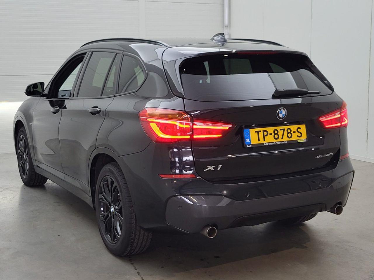 BMW X1 sDrive20i High Executive | 2018 | 231.316 km | TP878S | NAP: Logisch - SUV: foto 3 BMW X1 sDrive20i High Executive | 2018 | 231.316 km | TP878S | NAP: Logisch - SUV: foto 3