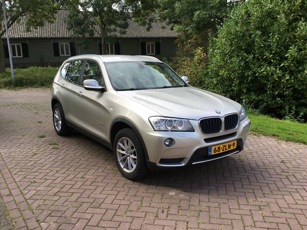 BMW | X3 | xDrive20i High Executive | 2013 | 187.727 km | 68ZLN9 | Automaat | Logisch - SUV: foto 2 BMW | X3 | xDrive20i High Executive | 2013 | 187.727 km | 68ZLN9 | Automaat | Logisch - SUV: foto 2