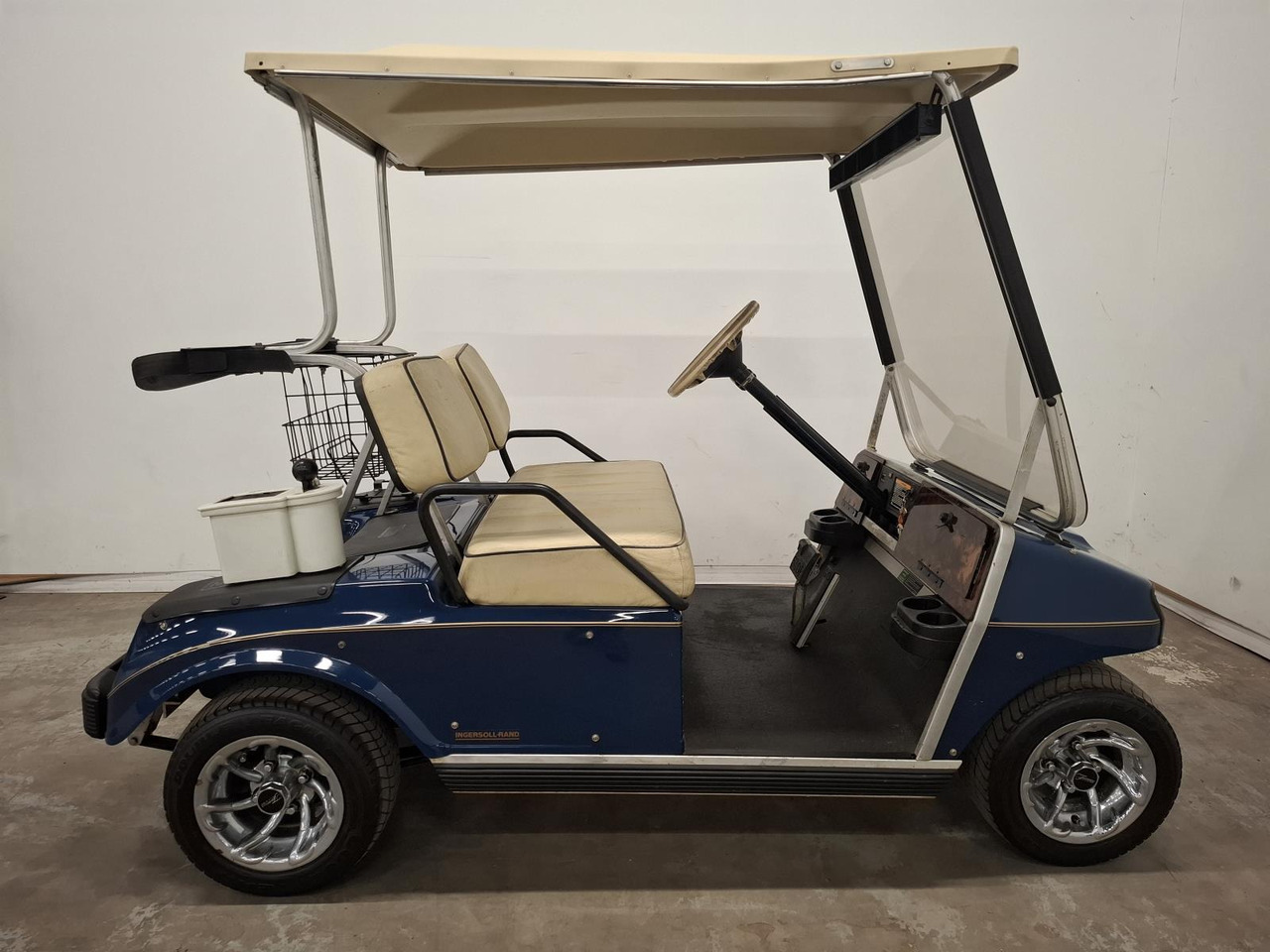 ClubCar Ds 2 seater T-50-BVD - Golfa mašīna: foto 3 ClubCar Ds 2 seater T-50-BVD - Golfa mašīna: foto 3