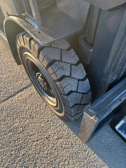 Doosan G25G LP Vorkheftruck Side-shift - Gāzes iekrāvējs: foto 3 Doosan G25G LP Vorkheftruck Side-shift - Gāzes iekrāvējs: foto 3