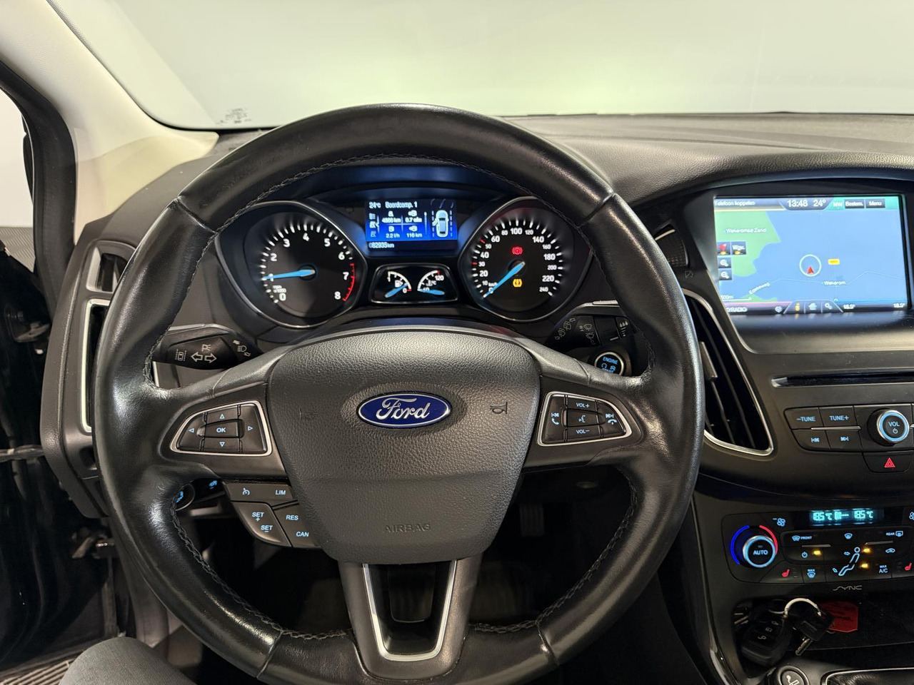 Ford | Focus Wagon | 1.0 Titanium Edition | 2015 | 82.935 km | P162BH | Geen oordeel - Vieglā automašīna: foto 3 Ford | Focus Wagon | 1.0 Titanium Edition | 2015 | 82.935 km | P162BH | Geen oordeel - Vieglā automašīna: foto 3