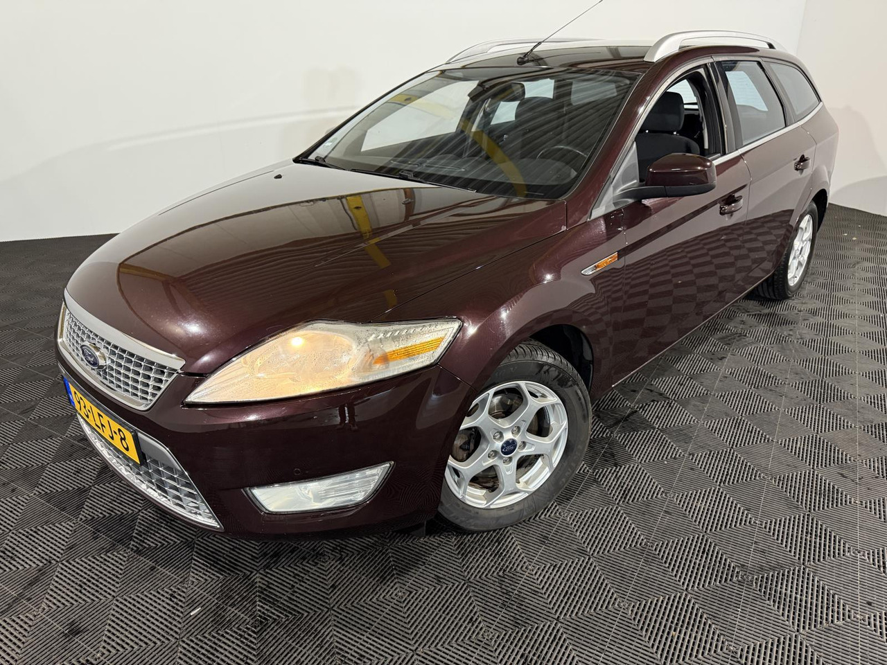 Ford | Mondeo Wagon | 2.0-16V Limited | 2010 | 193.300 km | 93LFJ8 | Logisch - Vieglā automašīna: foto 1 Ford | Mondeo Wagon | 2.0-16V Limited | 2010 | 193.300 km | 93LFJ8 | Logisch - Vieglā automašīna: foto 1