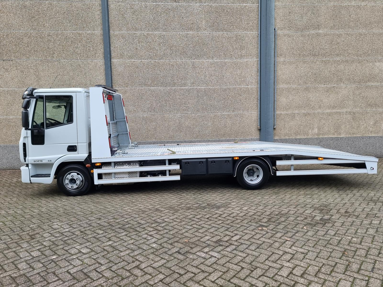 Iveco EuroCargo 80 Oprijwagen 42-BXH-4 - Autovedējs: foto 4 Iveco EuroCargo 80 Oprijwagen 42-BXH-4 - Autovedējs: foto 4