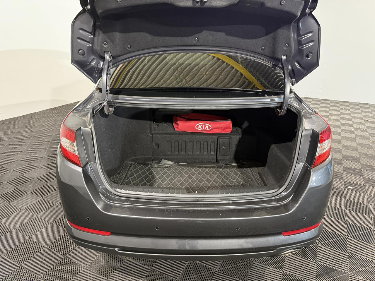 Kia | Optima | 2.0 CVVT Hybrid Super Pack | 2014 | 260.693 km | 5TJT77 | Automaat | Logisch - Sedans: foto 5 Kia | Optima | 2.0 CVVT Hybrid Super Pack | 2014 | 260.693 km | 5TJT77 | Automaat | Logisch - Sedans: foto 5