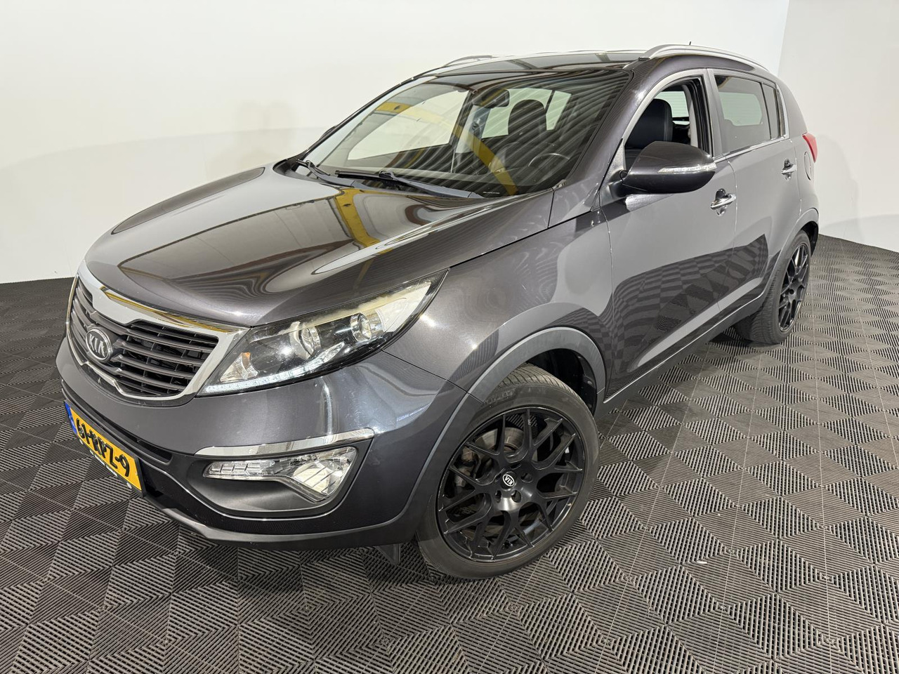Kia | Sportage | 1.6 GDI X-ecutive Plus Pack | 2011 | 138.229 km | 61RPZ9 | Logisch - SUV: foto 1 Kia | Sportage | 1.6 GDI X-ecutive Plus Pack | 2011 | 138.229 km | 61RPZ9 | Logisch - SUV: foto 1