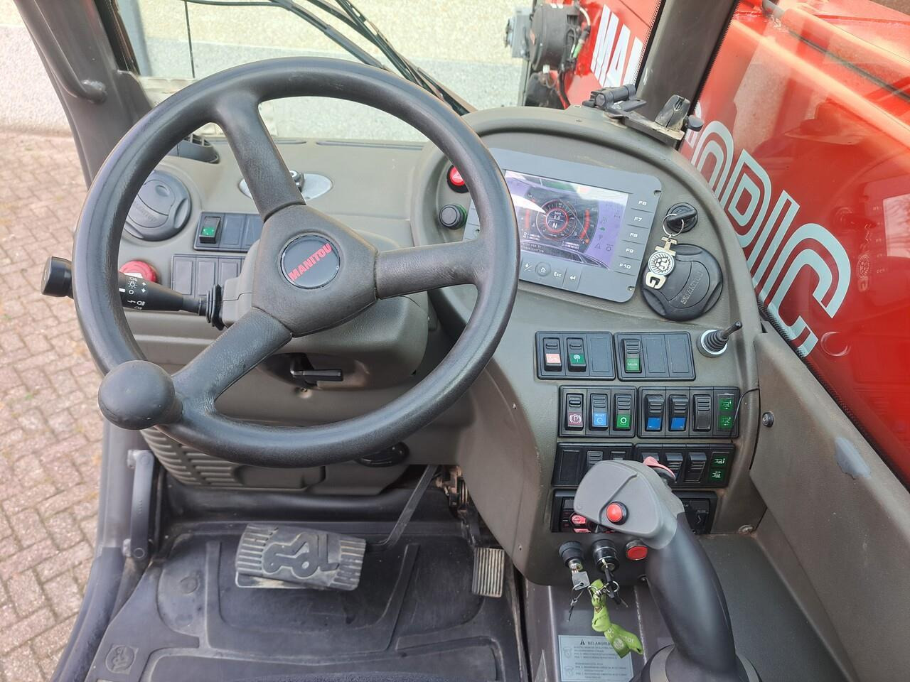 Teleskopiskais iekrāvējs Manitou MRT 2150+ Privilege All-Terrain Roterende Verreiker (2015): foto 15