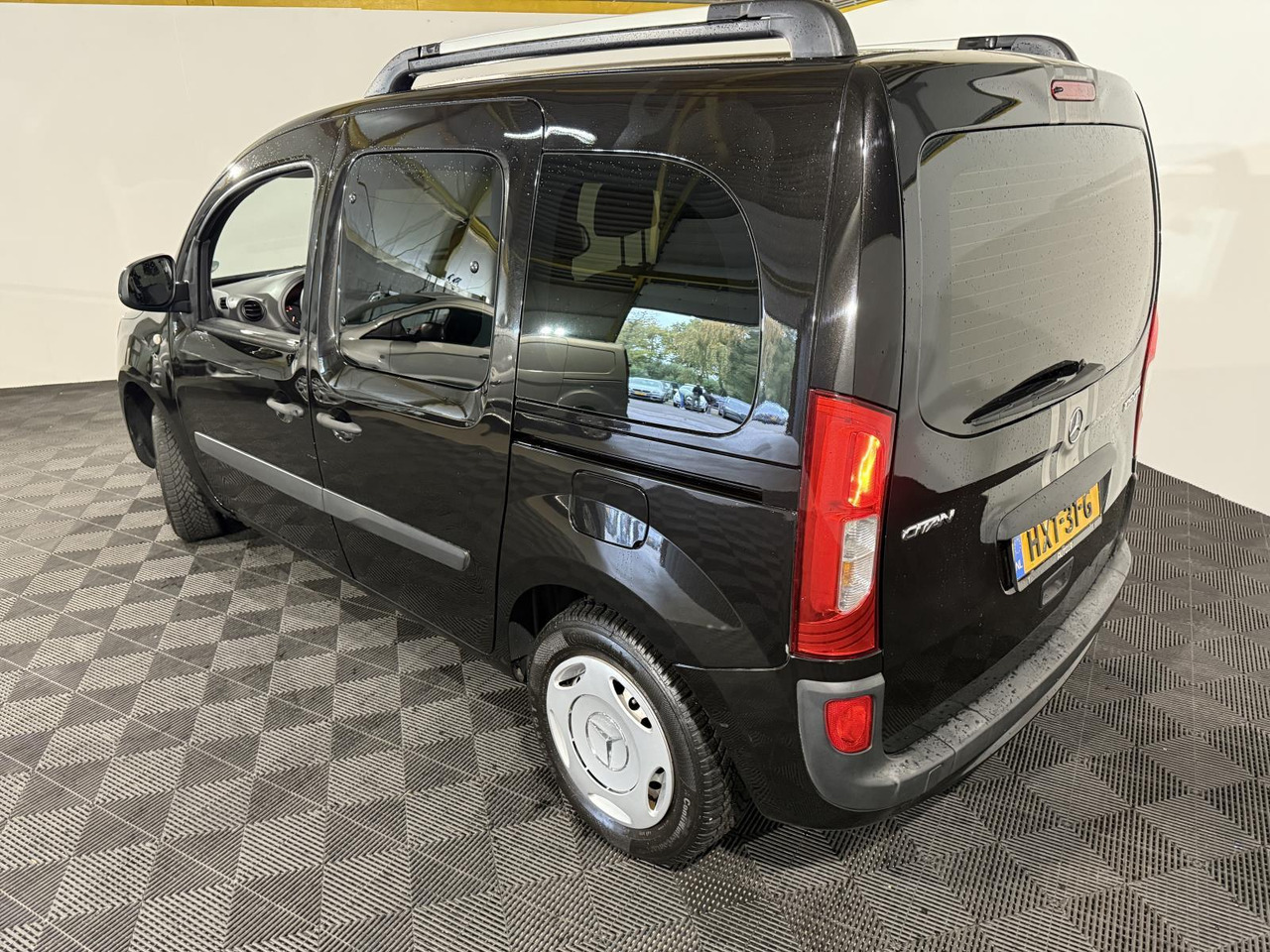 Mercedes-Benz | Citan | 109 CDI Trend | 2014 | 200.971 km | HXT31G | Geen oordeel - Vieglā automašīna: foto 4 Mercedes-Benz | Citan | 109 CDI Trend | 2014 | 200.971 km | HXT31G | Geen oordeel - Vieglā automašīna: foto 4