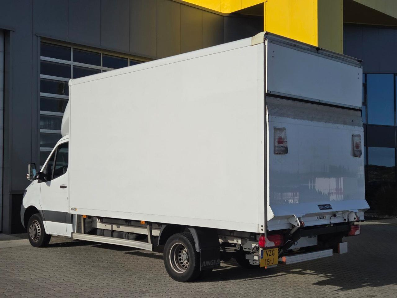 Mercedes - Benz Sprinter 516 2.2 CDI L3 EURO VI - D | 2020 | 150.987 km | Automaat | VZG15J | NAP: Geen oordeel - Furgons ar slēgtā virsbūve: foto 3 Mercedes - Benz Sprinter 516 2.2 CDI L3 EURO VI - D | 2020 | 150.987 km | Automaat | VZG15J | NAP: Geen oordeel - Furgons ar slēgtā virsbūve: foto 3