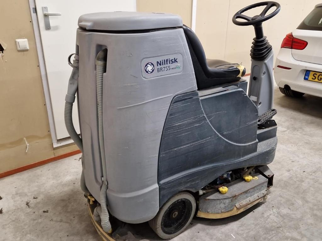 Nilfisk BR 755 Ecoflex Zit-Schrobmachine – 2015 - Tīrīšanas iekārta: foto 3 Nilfisk BR 755 Ecoflex Zit-Schrobmachine – 2015 - Tīrīšanas iekārta: foto 3