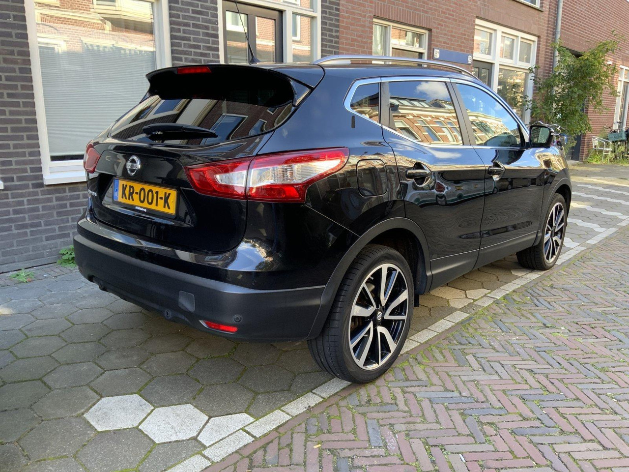 Nissan | Qashqai | 1.2 Tekna | 2016 | 193.328 km | Automaat | KR001K | Logisch - SUV: foto 2 Nissan | Qashqai | 1.2 Tekna | 2016 | 193.328 km | Automaat | KR001K | Logisch - SUV: foto 2