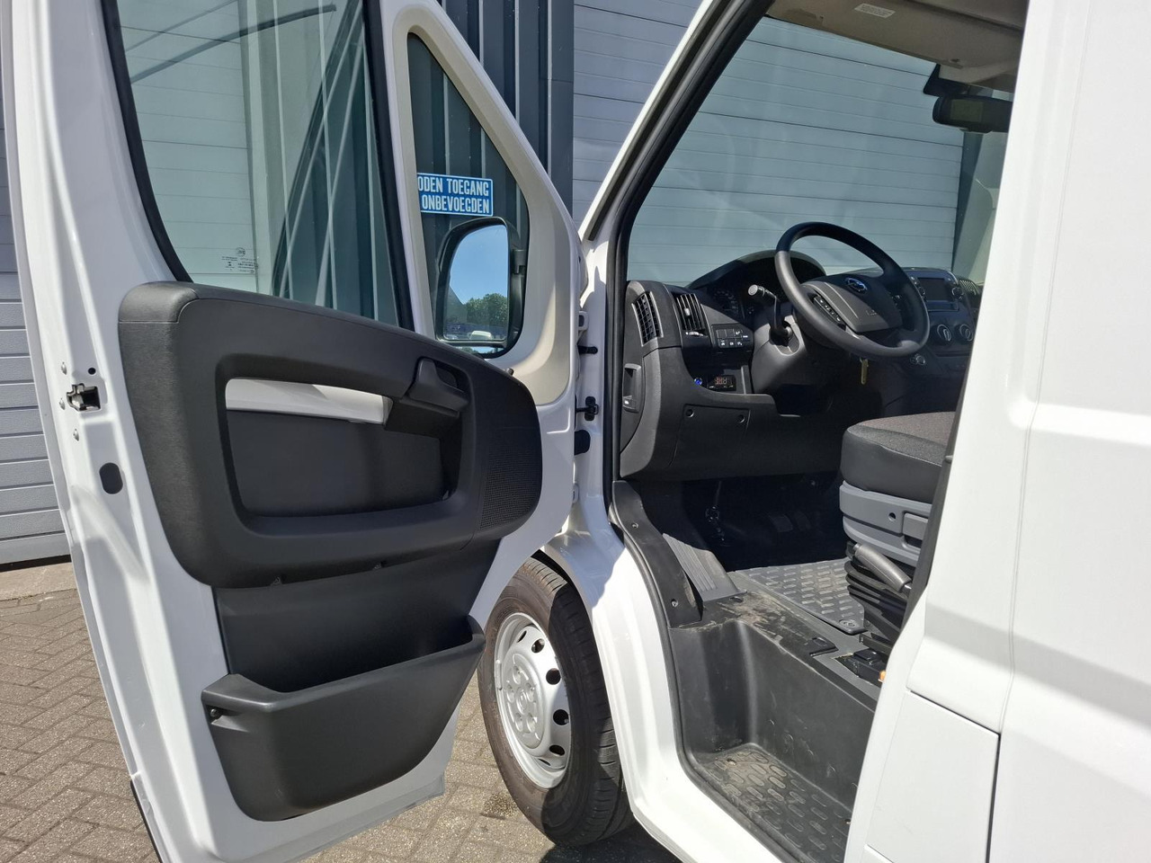 Kravas mikroautobuss Opel Movano-E L2H2 | 2023 | 82 km |  VVF-75-P: foto 13