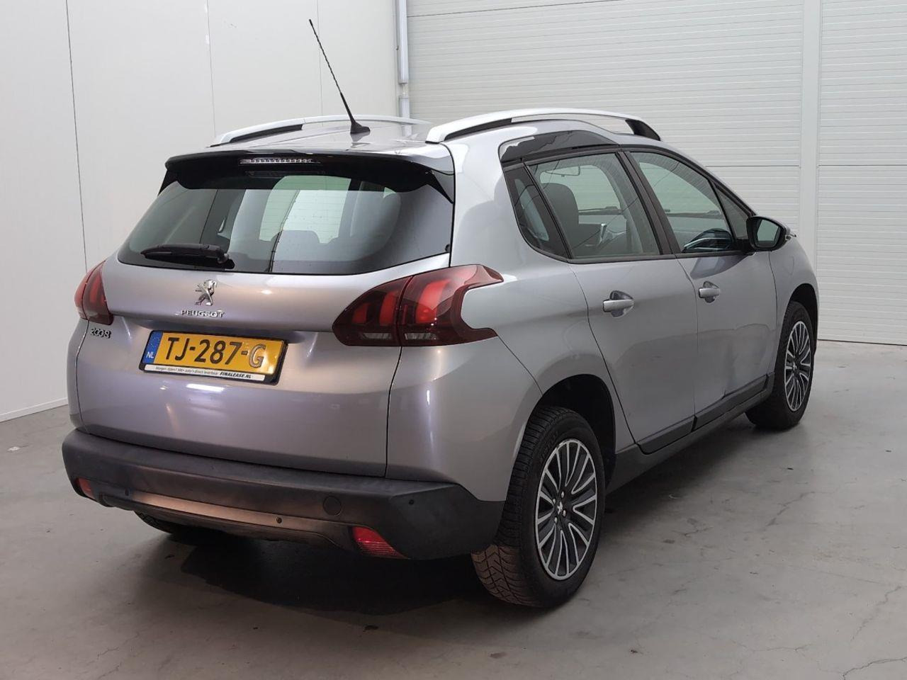 Peugeot 2008 1.2 PureTech Active | 2018 | 206.726 km | Automaat | TJ287G | NAP: Logisch - SUV: foto 4 Peugeot 2008 1.2 PureTech Active | 2018 | 206.726 km | Automaat | TJ287G | NAP: Logisch - SUV: foto 4