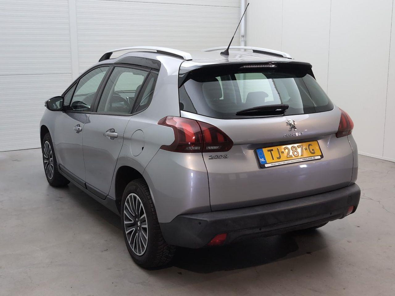 Peugeot 2008 1.2 PureTech Active | 2018 | 206.726 km | Automaat | TJ287G | NAP: Logisch - SUV: foto 3 Peugeot 2008 1.2 PureTech Active | 2018 | 206.726 km | Automaat | TJ287G | NAP: Logisch - SUV: foto 3