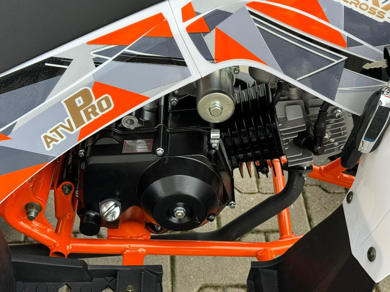 Quad UltraMotocross 125cc (oranje) - Kvadricikls: foto 5 Quad UltraMotocross 125cc (oranje) - Kvadricikls: foto 5