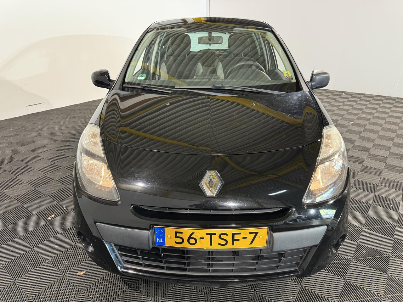 Renault | Clio | 1.2 Authentique | 2012 | 216.427 km | 56TSF7 | Logisch - Hečbeks: foto 2 Renault | Clio | 1.2 Authentique | 2012 | 216.427 km | 56TSF7 | Logisch - Hečbeks: foto 2