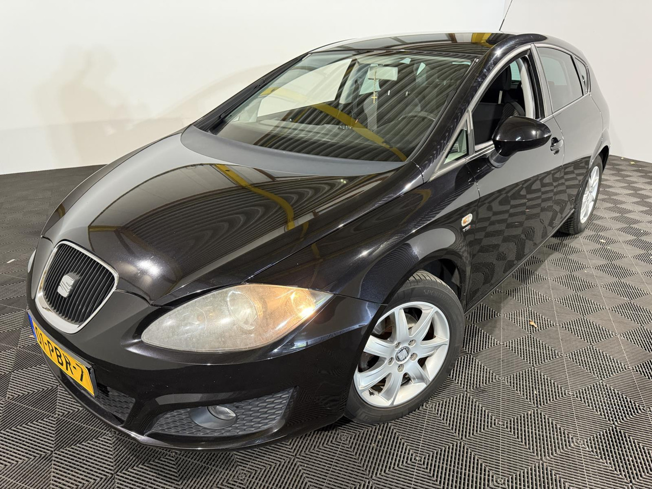 SEAT | Leon | 1.2 TSI Good Stuff | 2011 | 180.589 km | 01PBR7 | Logisch - Hečbeks: foto 1 SEAT | Leon | 1.2 TSI Good Stuff | 2011 | 180.589 km | 01PBR7 | Logisch - Hečbeks: foto 1