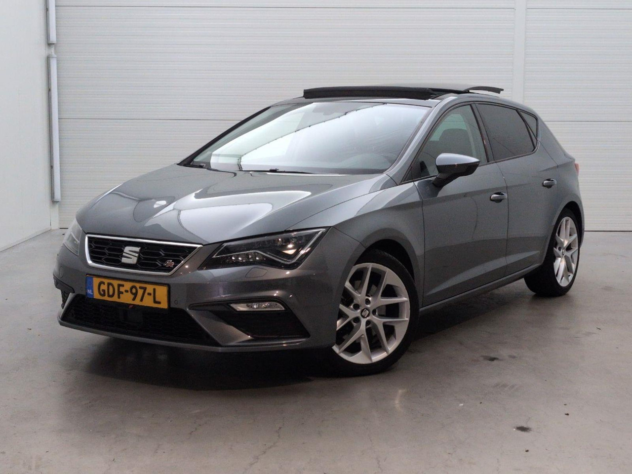 SEAT Leon 1.8 TSI FR Business Intense | 2018 | 158.529 km | Automaat | GDF97L | NAP: Geen oordeel - Hečbeks: foto 1 SEAT Leon 1.8 TSI FR Business Intense | 2018 | 158.529 km | Automaat | GDF97L | NAP: Geen oordeel - Hečbeks: foto 1