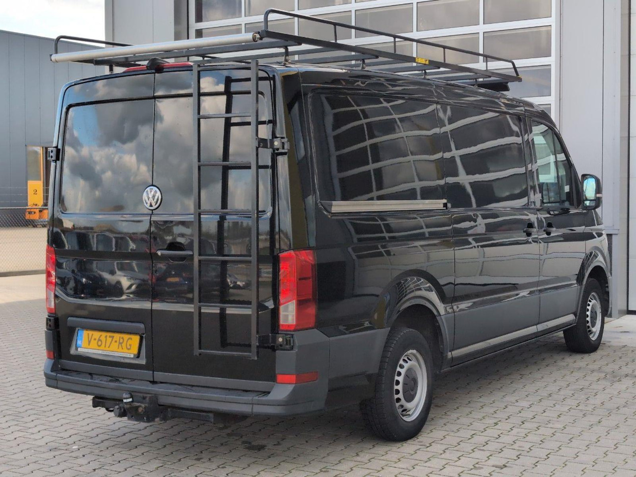 Volkswagen Crafter 30 2.0 TDI L3H2 Trendline | 2018 | 101.985 km | V617RG | NAP: Logisch - Kravas mikroautobuss: foto 4 Volkswagen Crafter 30 2.0 TDI L3H2 Trendline | 2018 | 101.985 km | V617RG | NAP: Logisch - Kravas mikroautobuss: foto 4