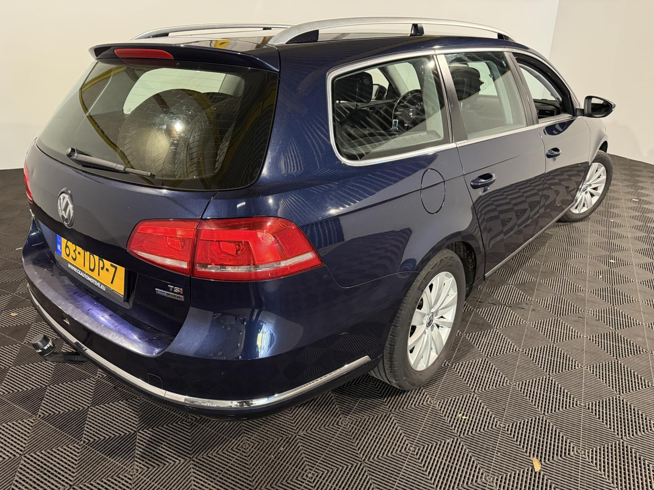 Volkswagen | Passat Variant | 1.4 TSI Comfortline BlueMotion | 2012 | 223.524 km | 63TDP7 | Logisch - Vieglā automašīna: foto 4 Volkswagen | Passat Variant | 1.4 TSI Comfortline BlueMotion | 2012 | 223.524 km | 63TDP7 | Logisch - Vieglā automašīna: foto 4