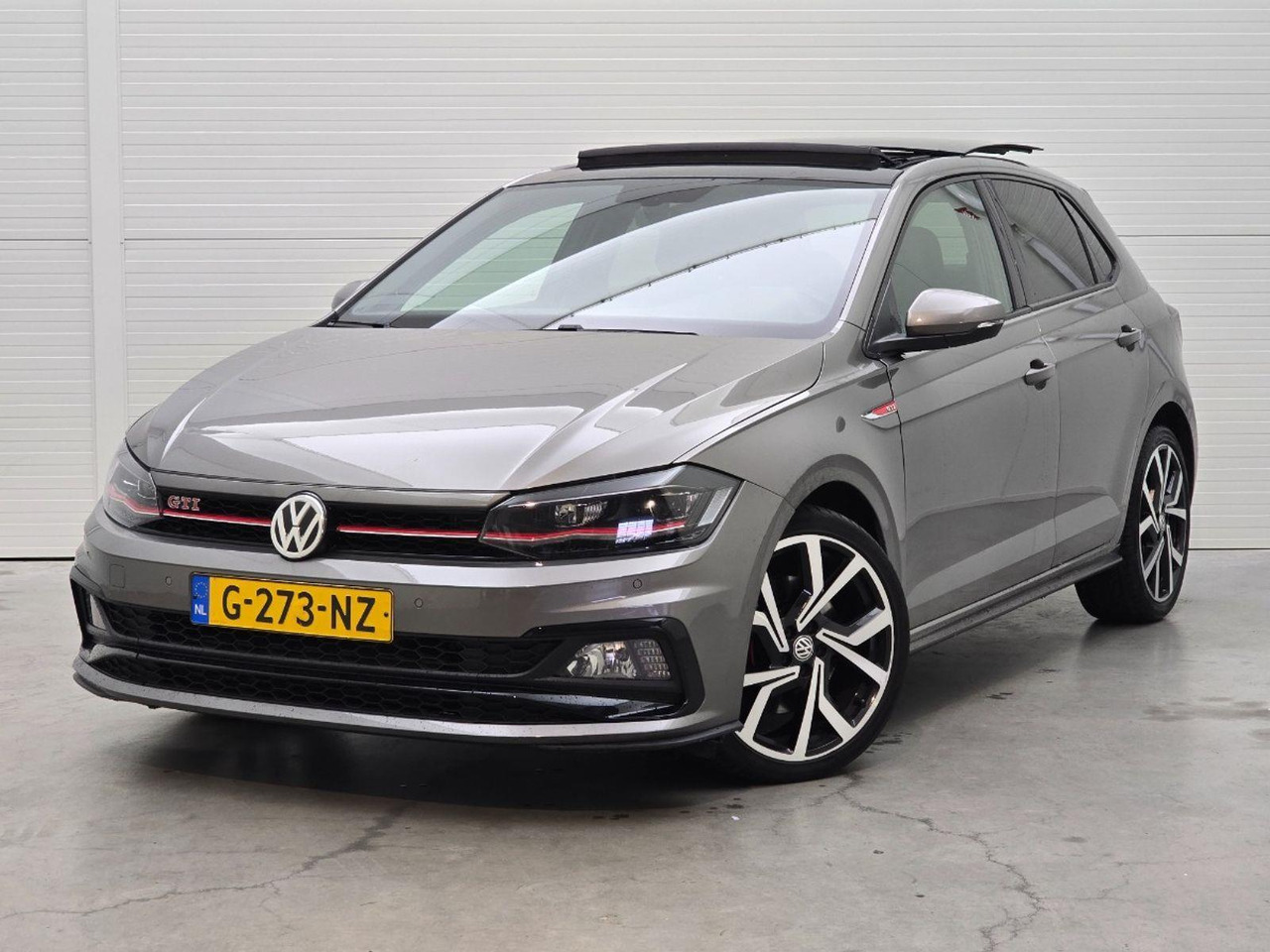 Volkswagen Polo 2.0 TSI GTI | 2019 | 124.800 km | Automaat | G273NZ | NAP: Logisch - Hečbeks: foto 1 Volkswagen Polo 2.0 TSI GTI | 2019 | 124.800 km | Automaat | G273NZ | NAP: Logisch - Hečbeks: foto 1