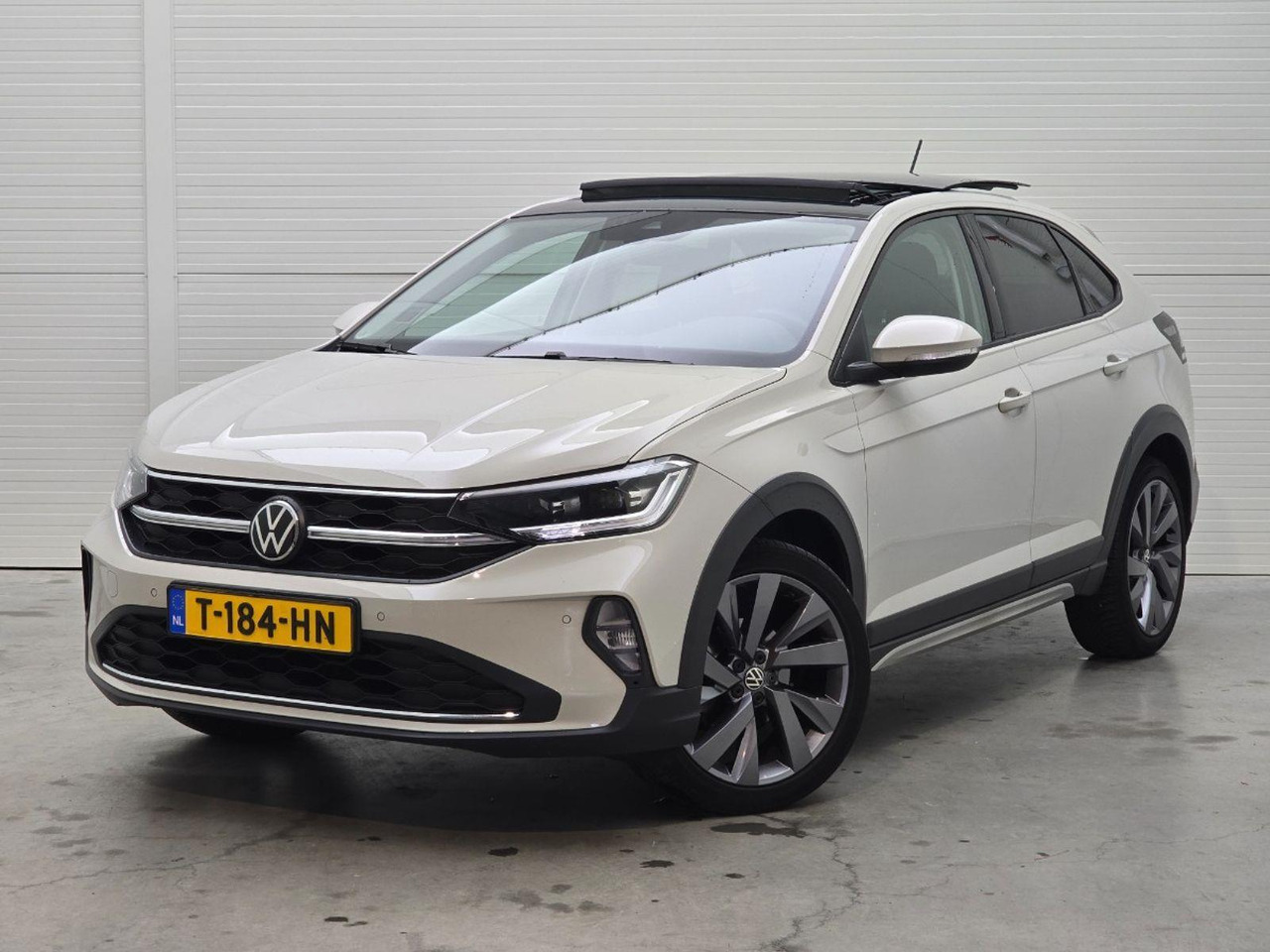 Volkswagen Taigo 1.0 TSI R - Line | 2022 | 80.273 km | Automaat | T184HN | NAP: Geen oordeel - SUV: foto 1 Volkswagen Taigo 1.0 TSI R - Line | 2022 | 80.273 km | Automaat | T184HN | NAP: Geen oordeel - SUV: foto 1