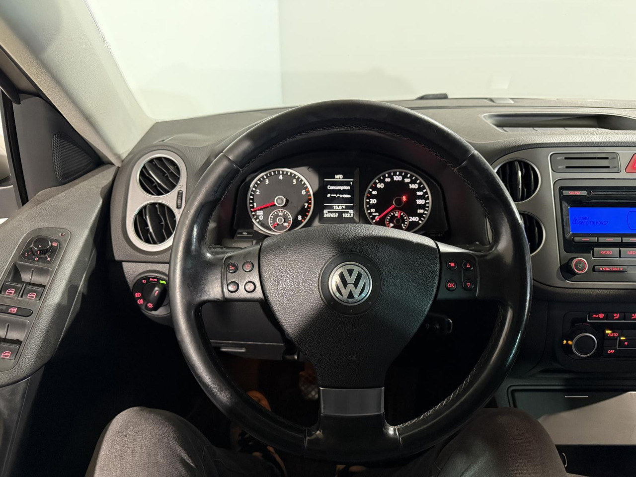 Volkswagen | Tiguan | 1.4 TSI Sport&Style | 2010 | 247.657 km | 41KRT5 | Logisch - SUV: foto 3 Volkswagen | Tiguan | 1.4 TSI Sport&Style | 2010 | 247.657 km | 41KRT5 | Logisch - SUV: foto 3