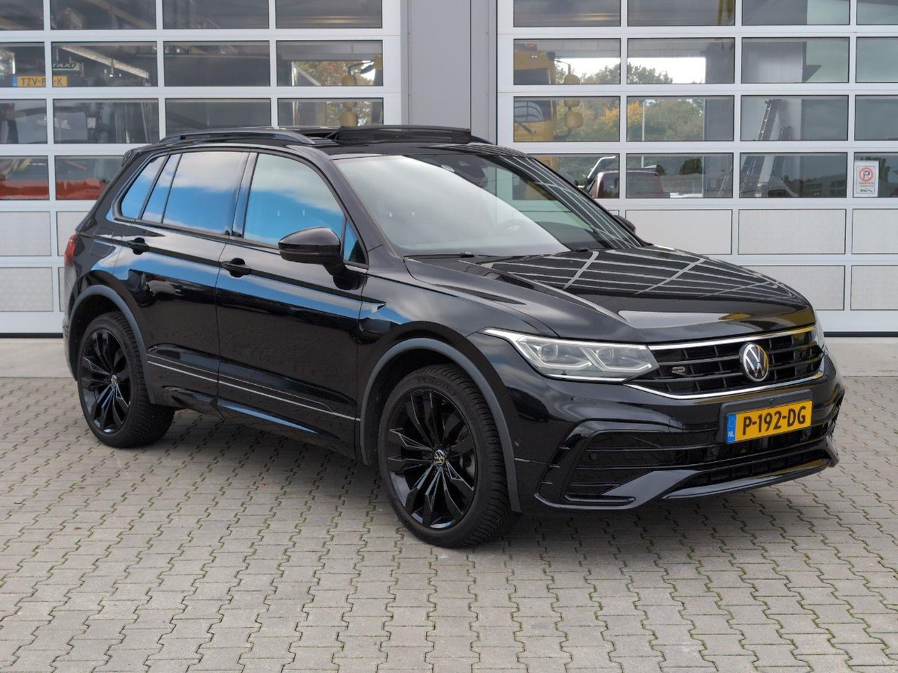 Volkswagen Tiguan 1.4 TSI eHybrid R - Line Business+ | 2021 | 96.459 km | Automaat | P192DG | NAP: Geen oordeel - SUV: foto 2 Volkswagen Tiguan 1.4 TSI eHybrid R - Line Business+ | 2021 | 96.459 km | Automaat | P192DG | NAP: Geen oordeel - SUV: foto 2