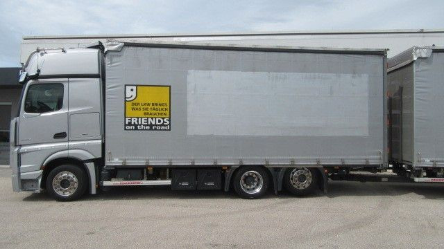Mercedes-Benz Actros 5 2545LL inkl. Anhänger Voll. 115qm, - Kravas automašīna ar tentu: foto 4 Mercedes-Benz Actros 5 2545LL inkl. Anhänger Voll. 115qm, - Kravas automašīna ar tentu: foto 4