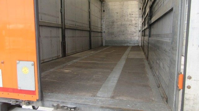 Kravas automašīna ar tentu Mercedes-Benz Actros 5 2545LL inkl. Anhänger  Voll. 115qm,: foto 9