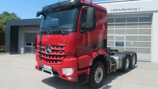 Mercedes-Benz 2651 LS 6x4 Kipphydraulik, Retarder - Vilcējs: foto 1 Mercedes-Benz 2651 LS 6x4 Kipphydraulik, Retarder - Vilcējs: foto 1